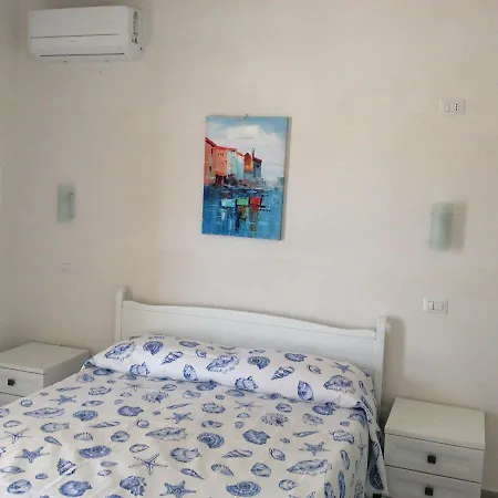 Il Sorriso Di Monica Alojamento de Acomodação e Pequeno-almoço