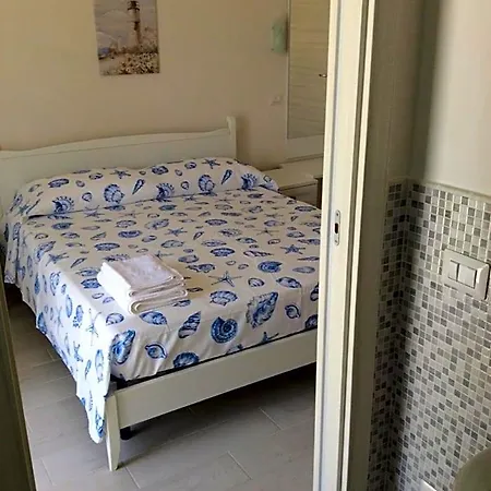Il Sorriso Di Monica 4*
