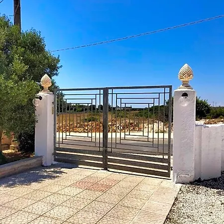 Il Sorriso Di Monica Nocleg ze śniadaniem Torre Colimena