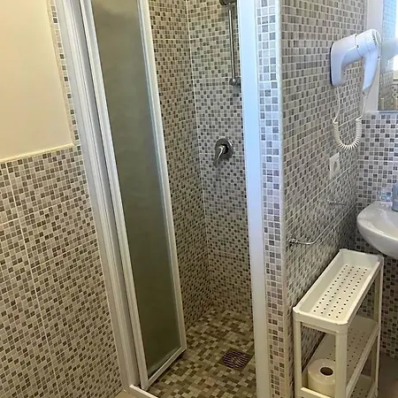 Il Sorriso Di Monica Torre Colimena